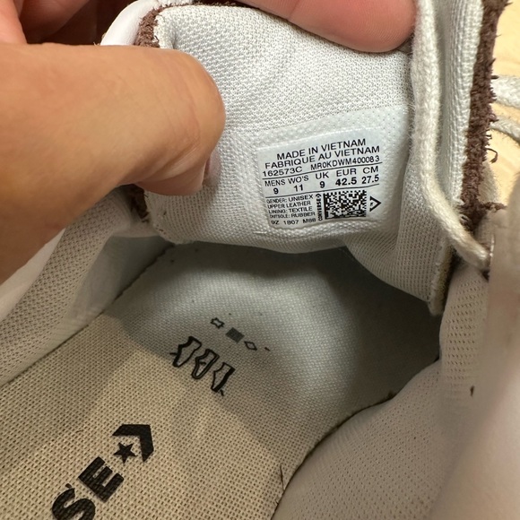 Used - Picture 3 of 3